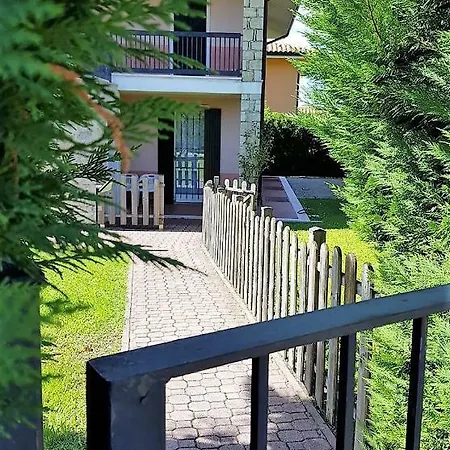 Sandra * Lazise